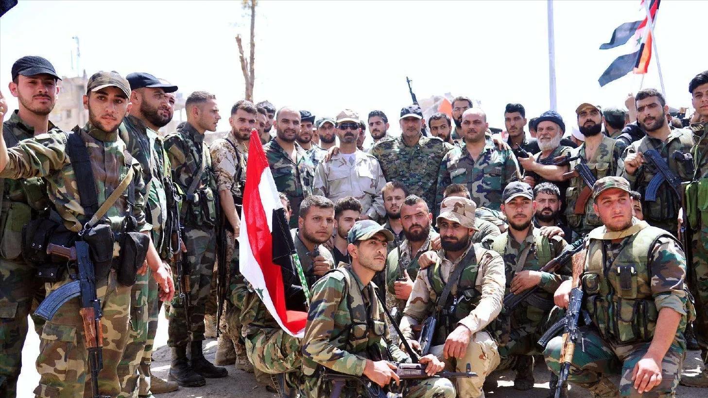 两支亲信武装撤离，巴沙尔政权垮台，HTS袭击俄军在叙海军基地