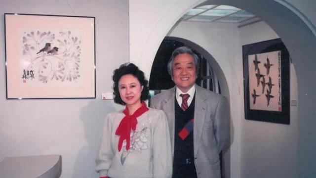 平鑫涛宠琼瑶10事迹：出差每天一封情书，让琼瑶爱到来生不愿再见