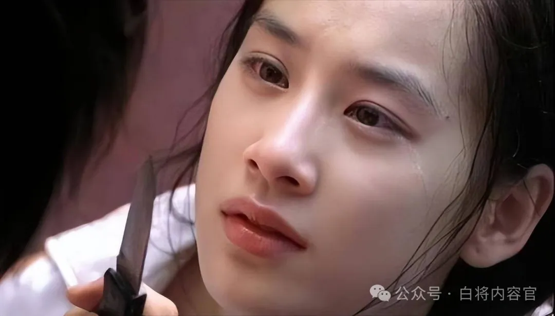 看到杨子对黄圣依的态度，才明白奚梦瑶为啥敢说：她嫁给了爱情