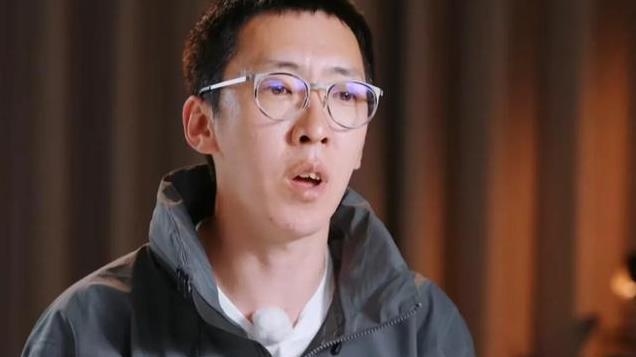 毁三观！千万网红留几手终于“爆雷”，丑陋面背后，是内娱的悲哀