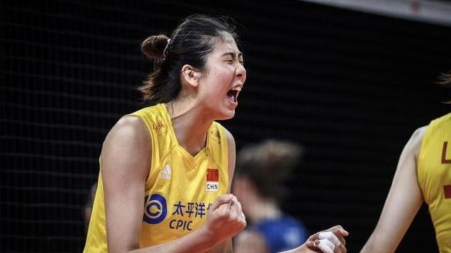 女排联赛第九轮：上海女排3：0摩擦天津女排，天津女排止步两连胜
