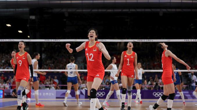 有猫腻！中国女排止步巴黎奥运八强背后，蔡斌教练的‘后手’计划曝光