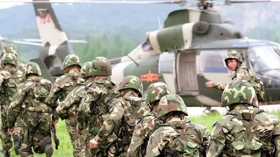 俄媒：解放军对比美军，除兵员外全面劣势，美军就一定能胜？