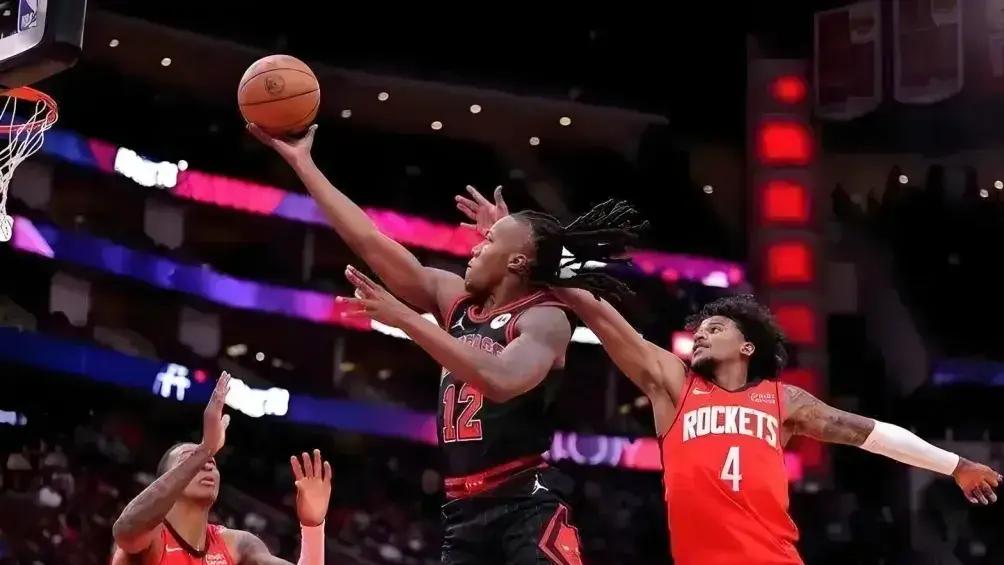 火箭如何找到申京和杰伦格林两人最好的兼容方法？