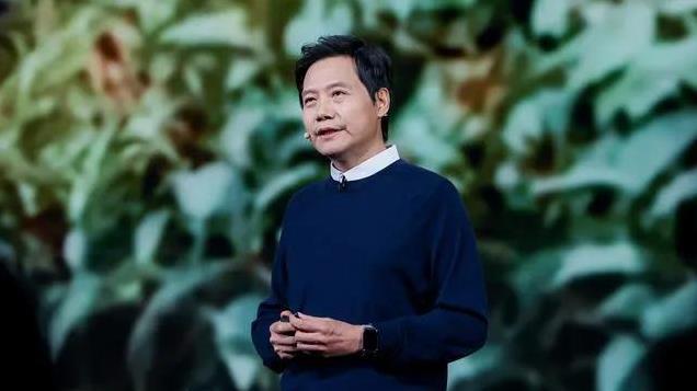 雷军：只有自信才能驾驭强大，只有自信才能挑战所有的不可能！