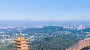 夫子庙游客达到30万，牛首山6万，在南京，哪里旅游更舒适