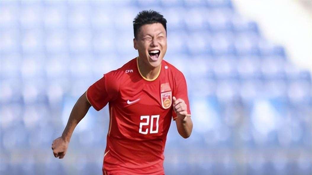 29轮仅首发7次，国足希望之星惨遭苏亚雷斯冷落，沦为中超边缘人