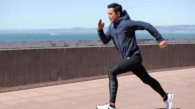 吴彦祖跑步瘦27斤！每周3个10公里，真男神就是这么炼成的！