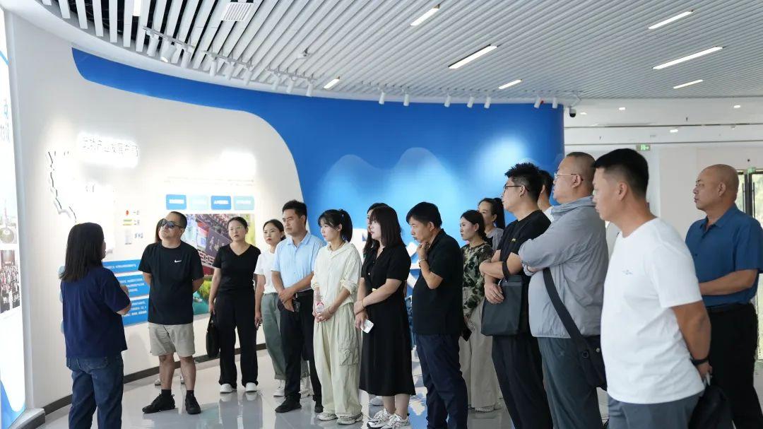【们吴堡】吴堡县电商考察团赴西安等地考察学习电商工作