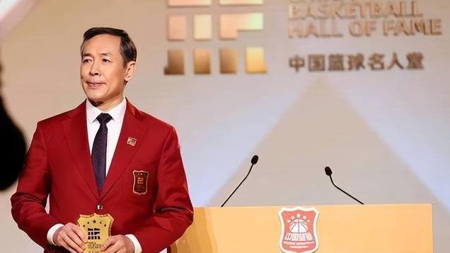 11中9！轰21分10板，完胜周琦 球迷：朱芳雨后悔送走他吗？