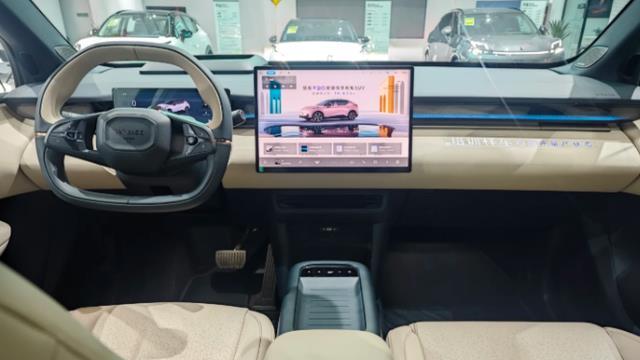 又强了！连央视都忍不住点赞领克Z20的“中国智造”实力？