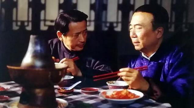 《离婚》：90年前中年体制男的婚后生活，也只是苦闷、妥协和离婚