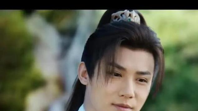 谭松韵一人奶三个男演员，一个被换脸，《蜀锦人家》扑的一点不冤