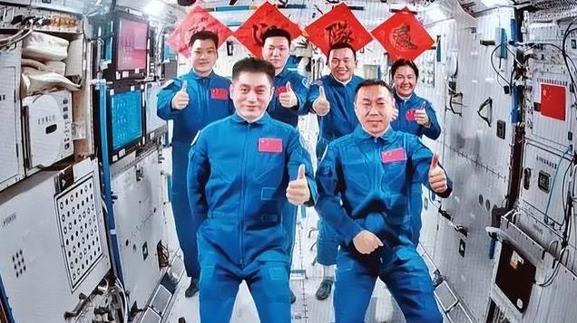 悄悄完成太空试验，中国空间站将进行升级：三舱变六舱重量180吨