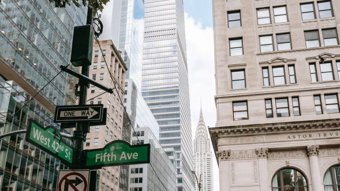 10年涌入66万，这个国家正在被中国人疯狂移民!