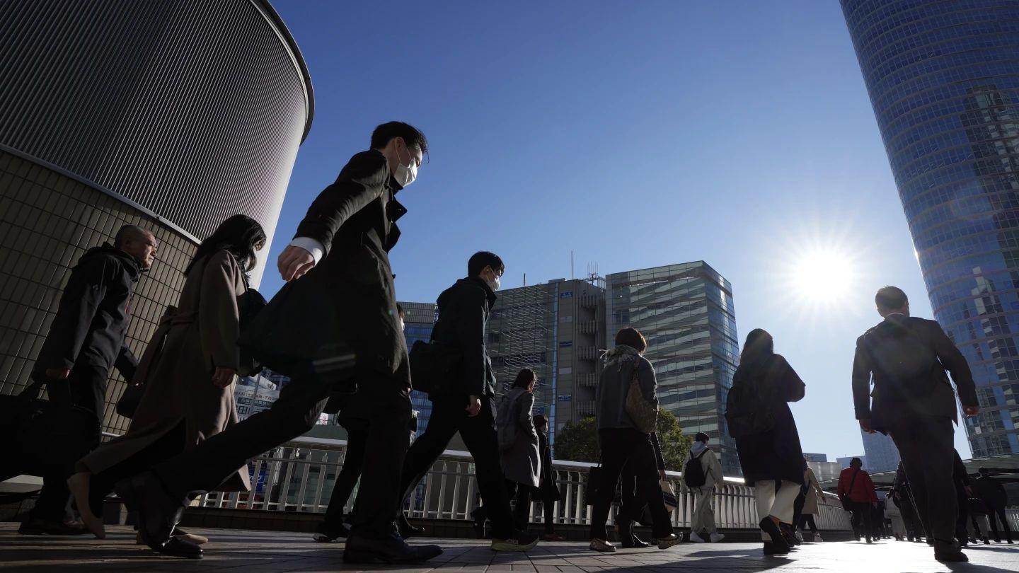 跌出世界前三：衰退中的日本能给中国哪些经验