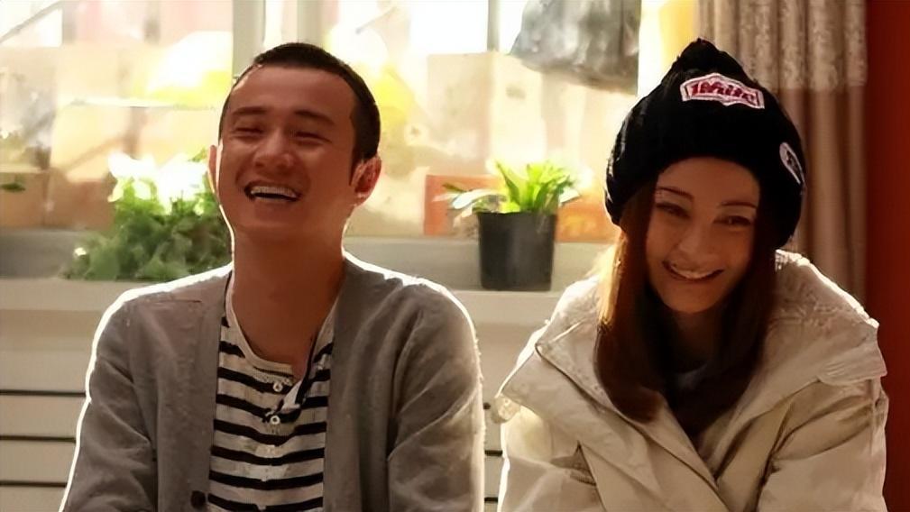 “小男人”文章，终于为他“男欢女爱”的行为付出了代价