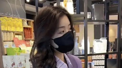 三四十岁女人，这才是你该有的打扮：西装+阔腿裤，气质满分