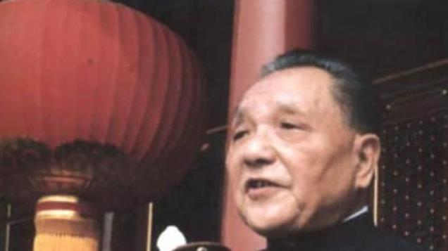 他是外交部原部长，1985年被邓公怒批“胡说八道”，最终结局如何