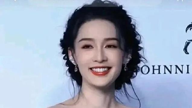 李沁不仅长得美，演技也超棒，在娱乐圈真是难得一见