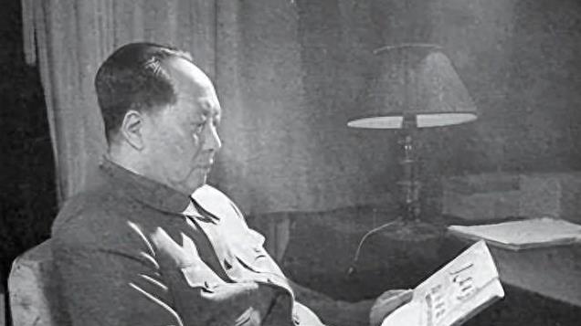 1974年中央要选副总理，毛主席看完名单：你们应该加上陈永贵