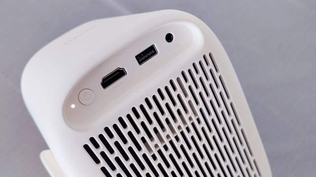 探索投影新境界：哈趣Q1投影仪，年轻人的性价比之选
