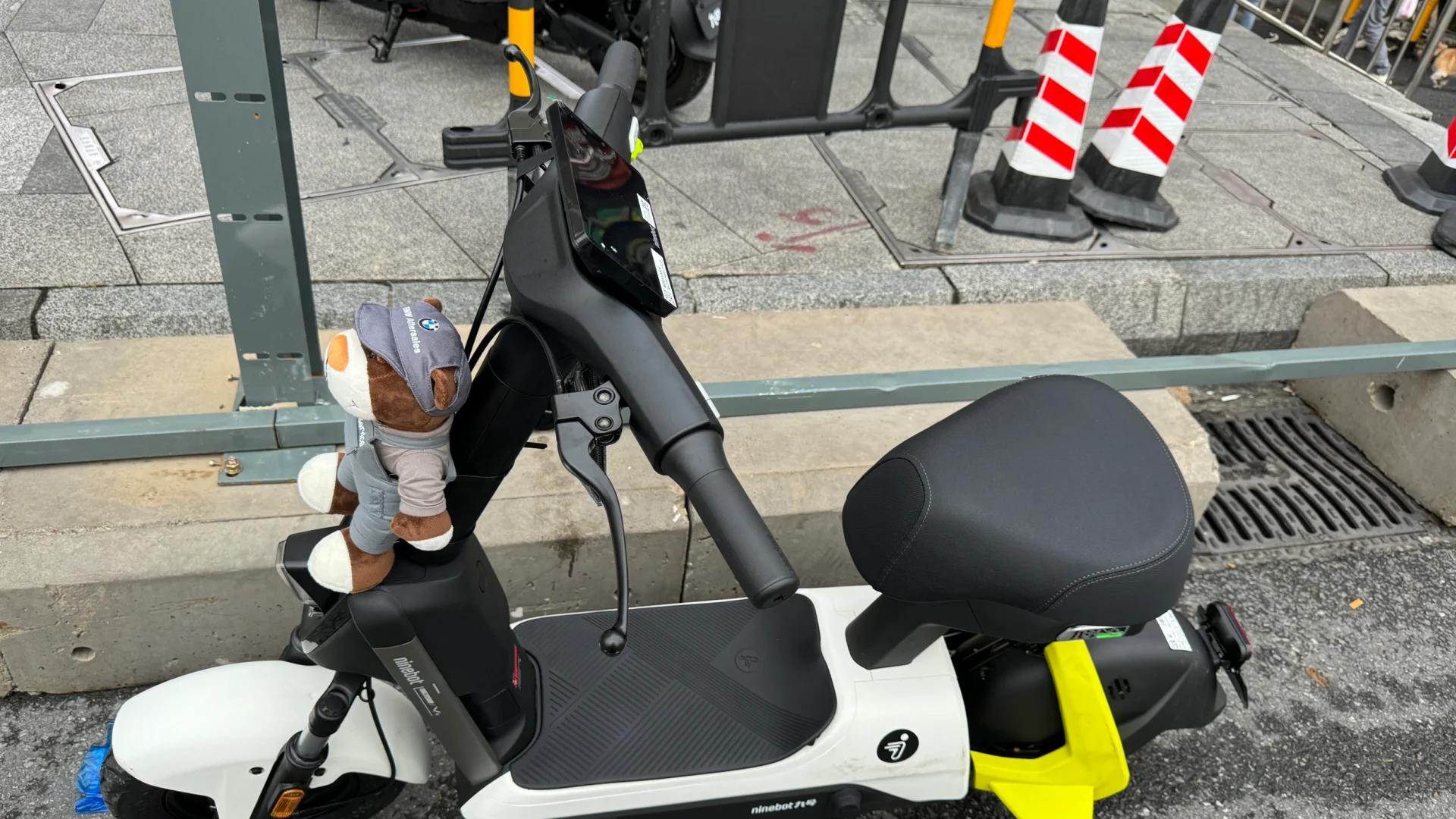 九号电动Vz MIX体验：都市通勤新风尚，让堵车成为过去式