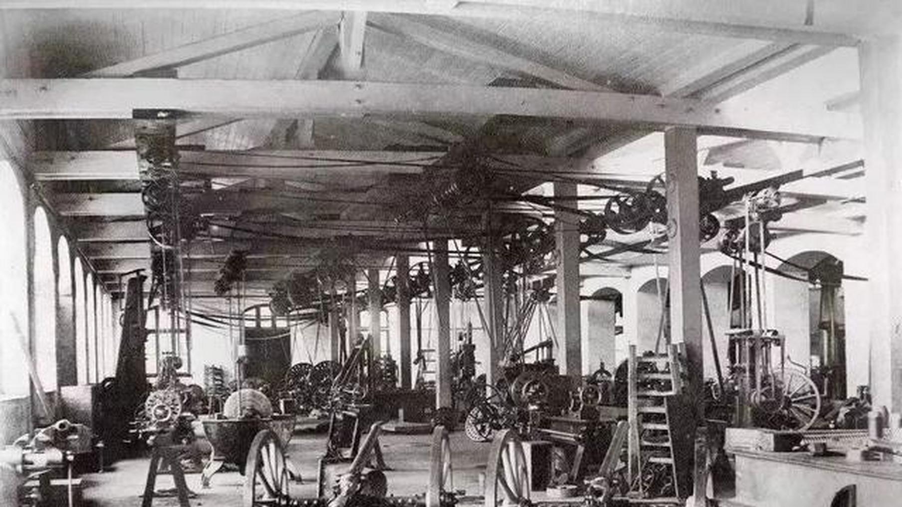 1896年汉阳兵工厂初见规模，当年即生产1300支步枪50万发子弹！