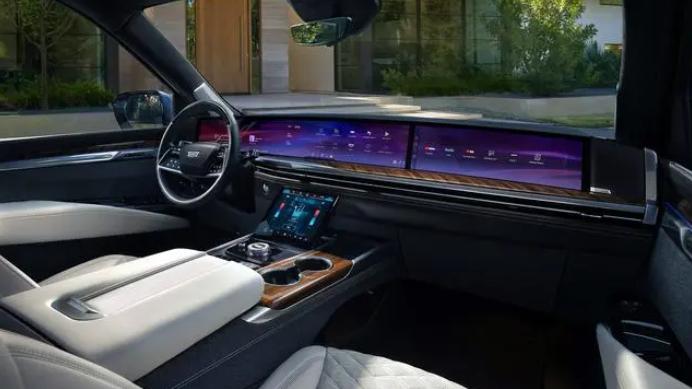 这才是真正的硬汉大7座SUV，车长5米6轴距3米3