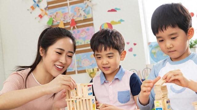 小宝贝秩序感爆棚？理解秩序敏感期，家长助力孩子自律成长！