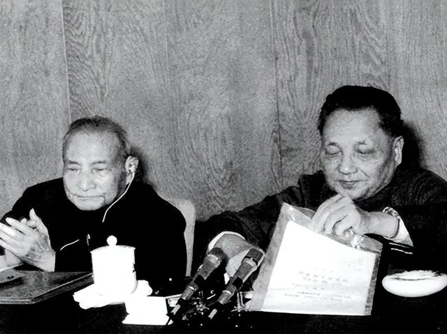1953年，薄一波出狱后当选委员被质疑，毛主席却说：国家还需要他！