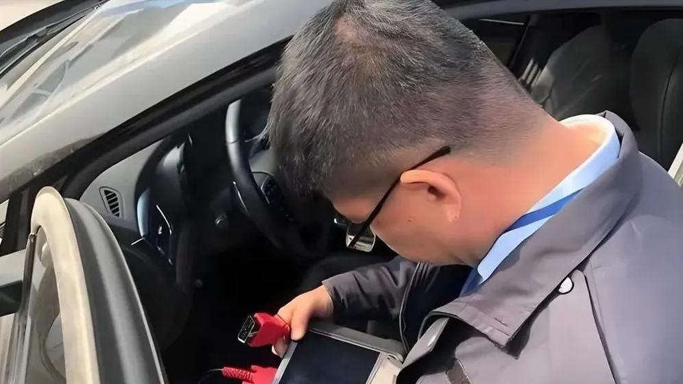 车辆年检新增的OBD检测难关如何攻克？老司机传授两招，助你一次过关