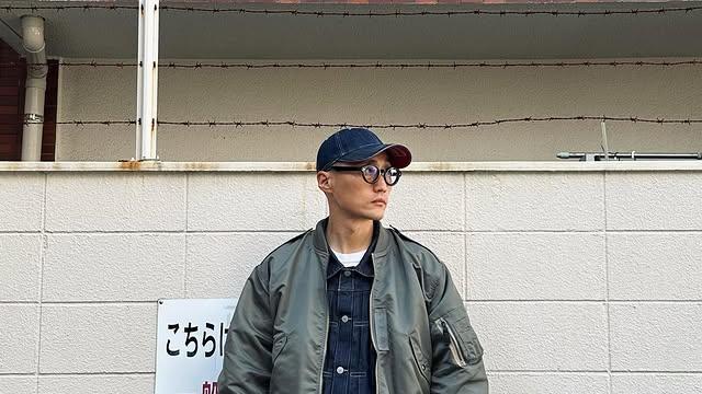 冬季男士选对夹克很重要，MA-1飞行员夹克可以大胆穿
