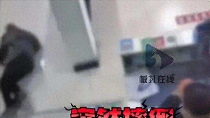 老人药店摔倒无人扶去世！女子指责店员冷漠无情：不排除对簿公堂