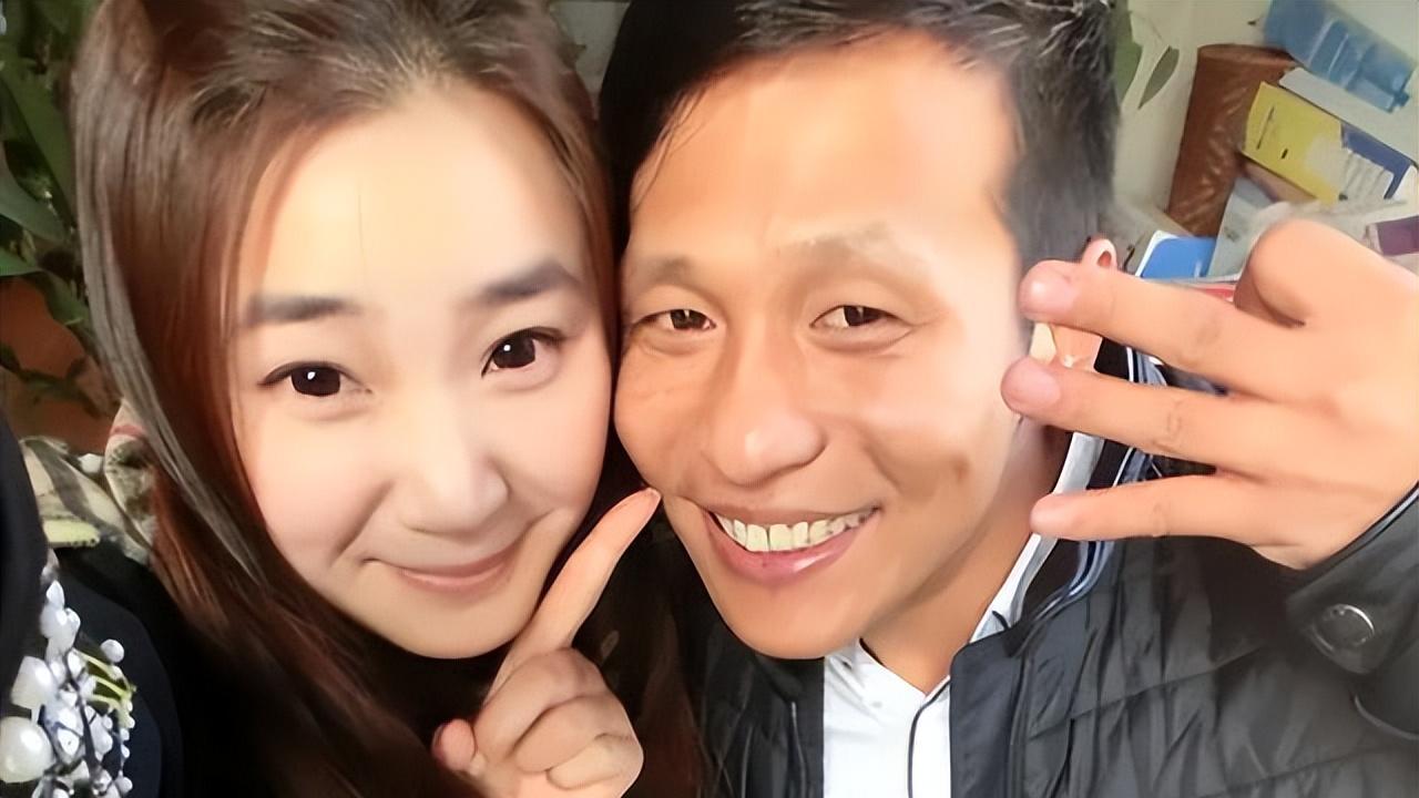 宋小宝离婚13年：他再婚生龙凤胎，后遭误诊，前妻霍晓红现状如何