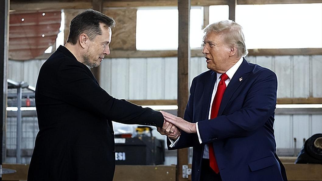 特朗普胜选之际，美国或关闭对中俄造谣机构，马斯克也赞成