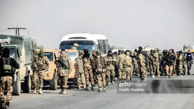 巴沙尔死忠部队起义，精锐老虎师打响第一枪，朱拉尼集结大军镇压