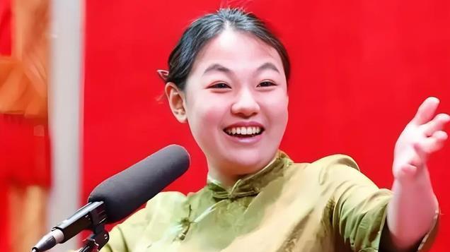 赵芸一被郭德纲捧红，同行发声：她就是我们一学员，还抄我的包袱