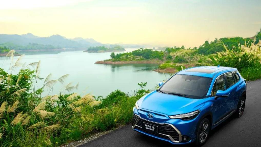 7.99万买大众SUV，9万落地丰田紧凑级，油耗4.5L，动力总成终身质保