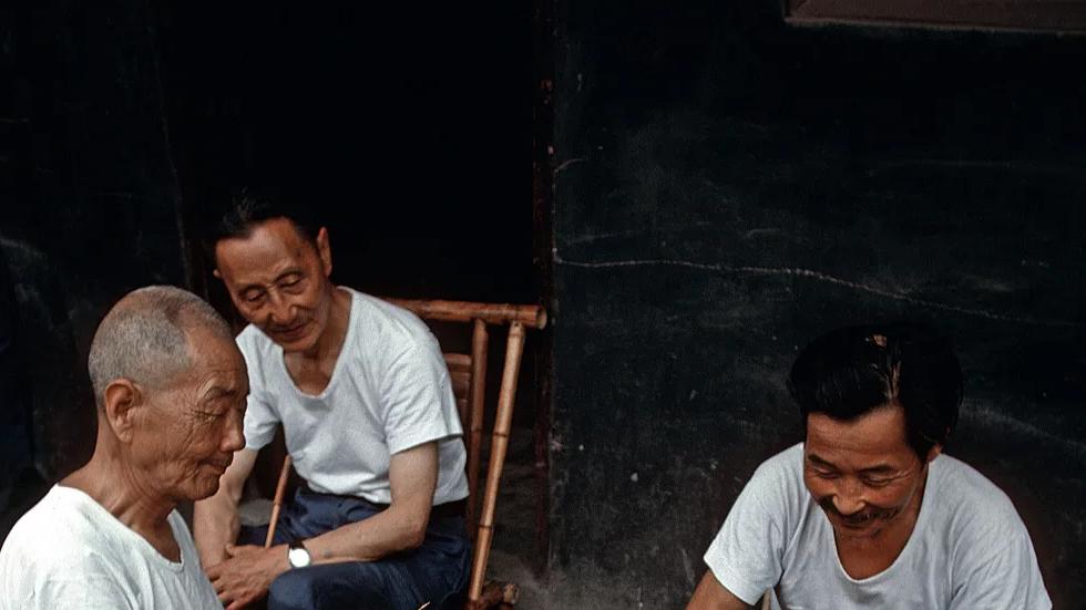 80年代老照片，原来80年代真实是这个样子的