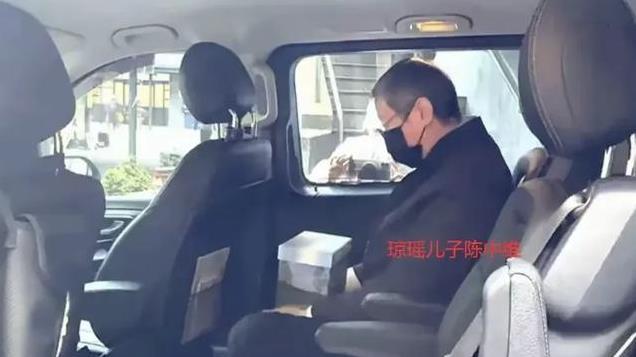 平鑫涛遗嘱内容曝光！琼瑶坦言丈夫太心机，我被算计没拿他1分钱