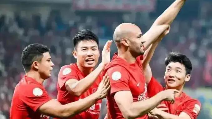 足协杯半决赛！郑铮破门，山东1-0绝杀成都挺进决赛，山东3杀成都