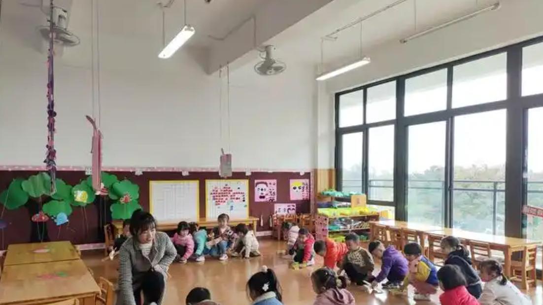 十年经验的幼师：家长和老师搞好关系没用，不如花点心思教育孩子