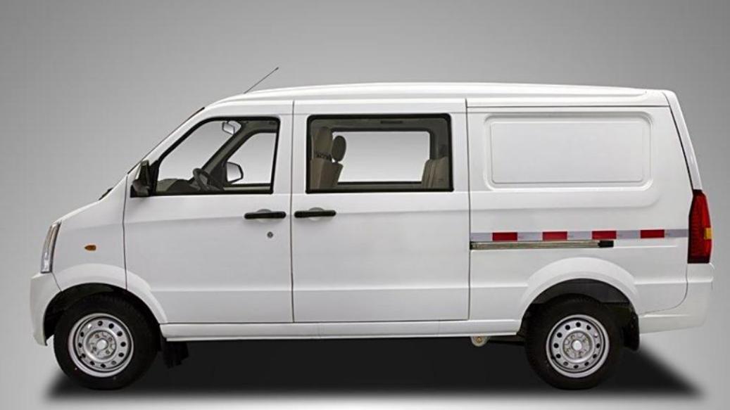 成功汽车-成功 V2E：绿色出行的新风尚