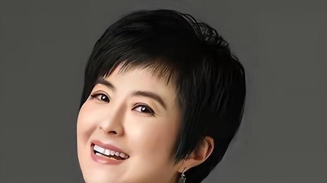 曾是央视一枝花，嫁大18岁李铁为妻，147万投资“二混子”赚1.2亿-娱栀