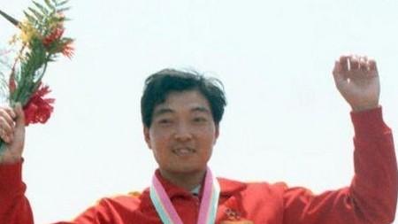 40 年，在首金的投影里看见中国