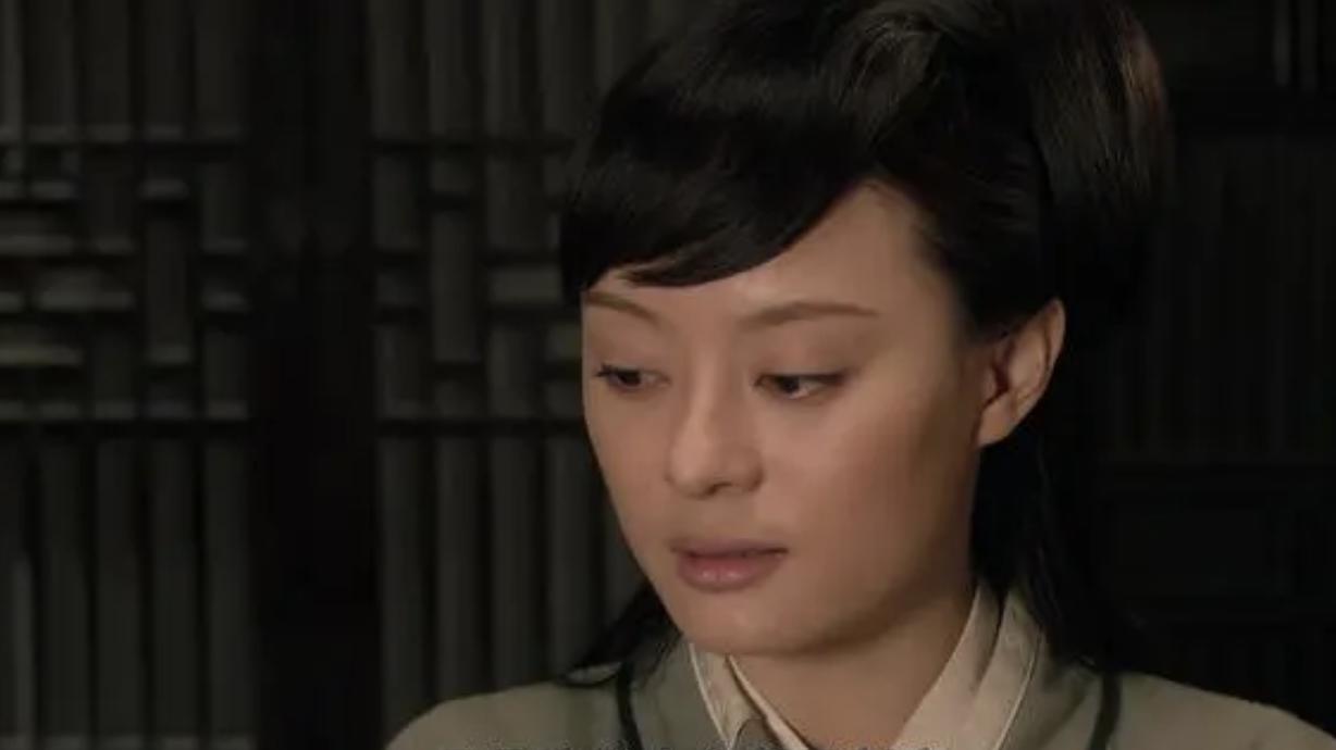 《甄嬛传》：为什么皇上猴急的去甘露寺宠幸甄嬛？看清甄嬛半透明佛衣，才明白是她最狠的算计