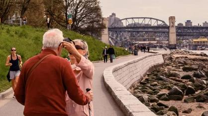 撒贝宁的成功告诉我们：那些真正的学霸，从小学就开始“拼父母”了！