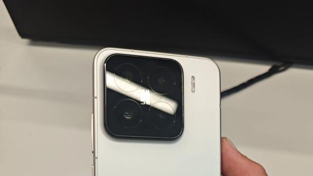 用小米14的都去买小米15！手感流畅度提升太大，体验下来就是太润
