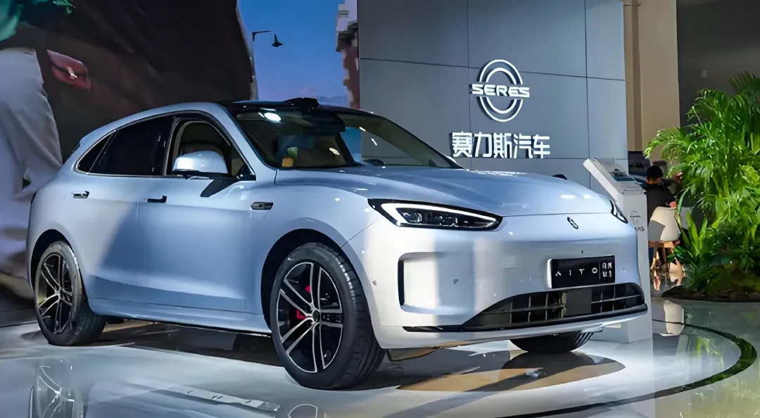 特斯拉一夜蒸发9600亿、大模型“价格战”一触即发、豆包全球第二